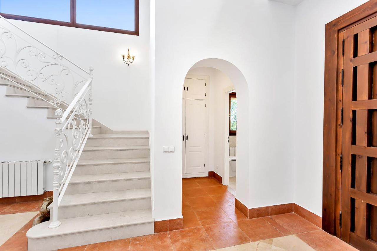 Yolo Spaces - Sotogrande - White House Villa San Roque  Bagian luar foto