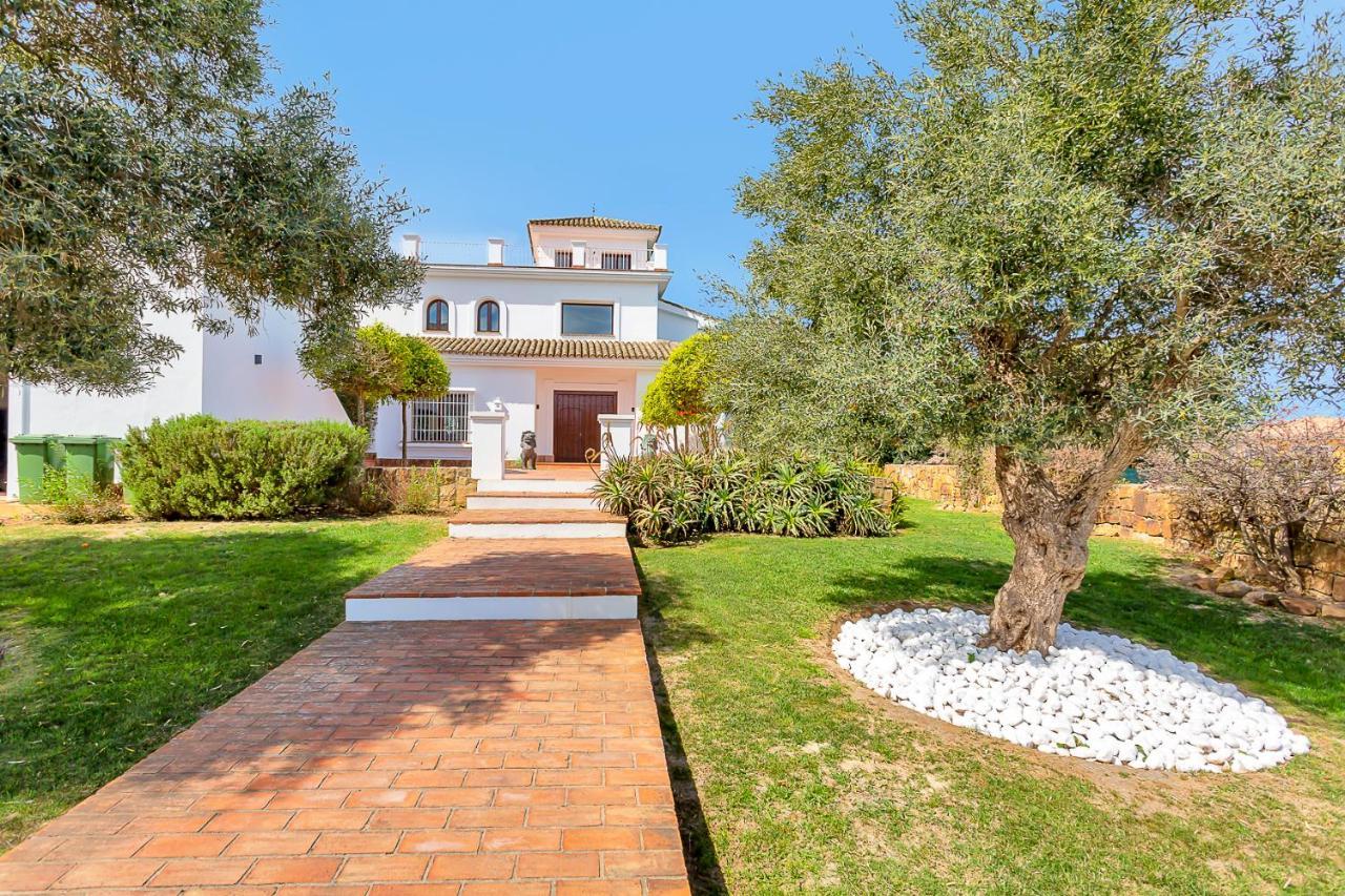 Yolo Spaces - Sotogrande - White House Villa San Roque  Bagian luar foto