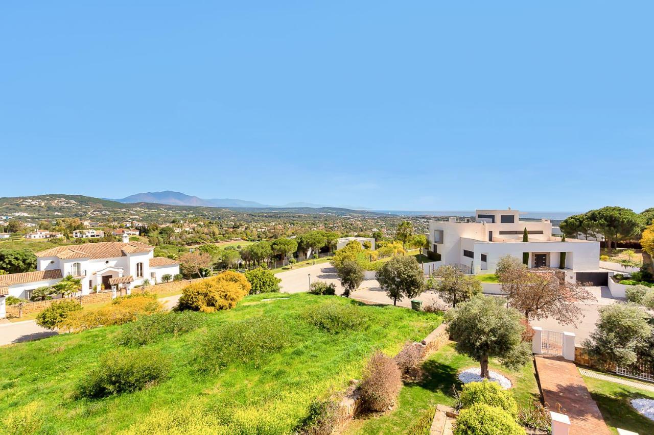 Yolo Spaces - Sotogrande - White House Villa San Roque  Bagian luar foto